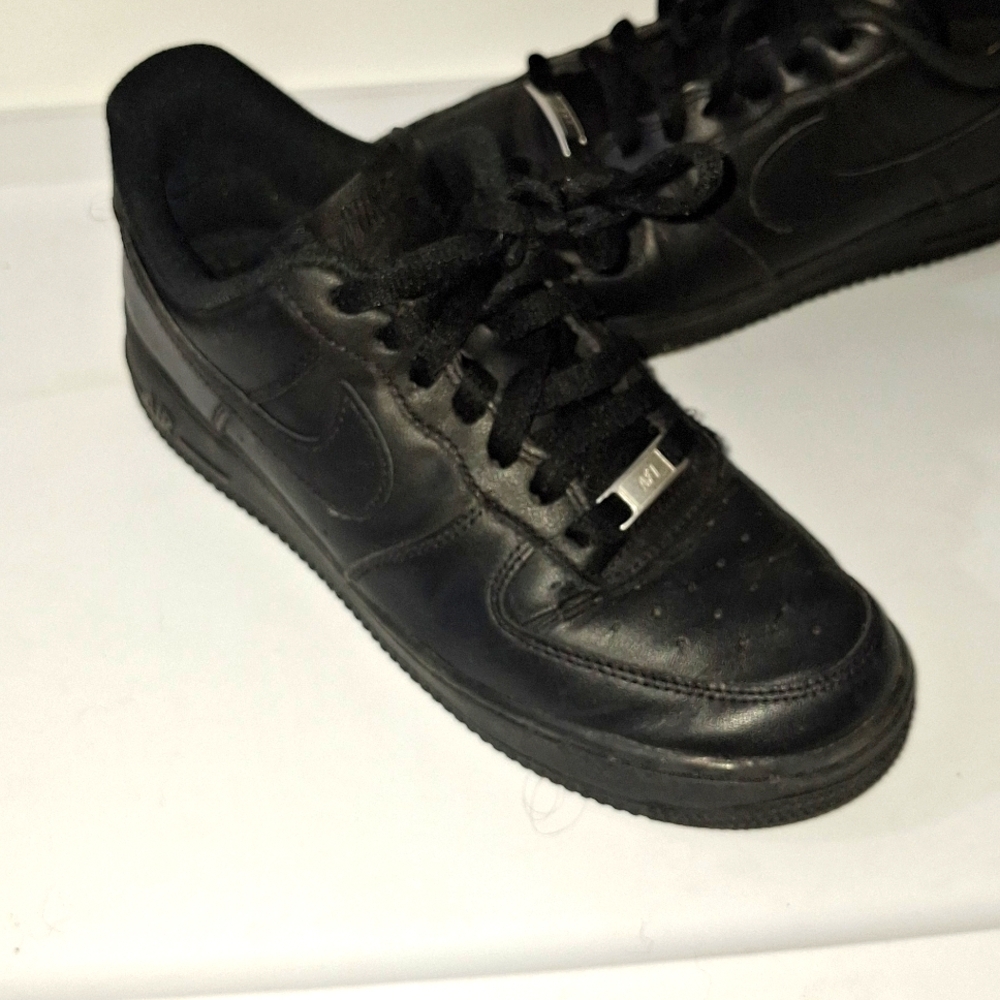 Men Nike Uptown hardly worn